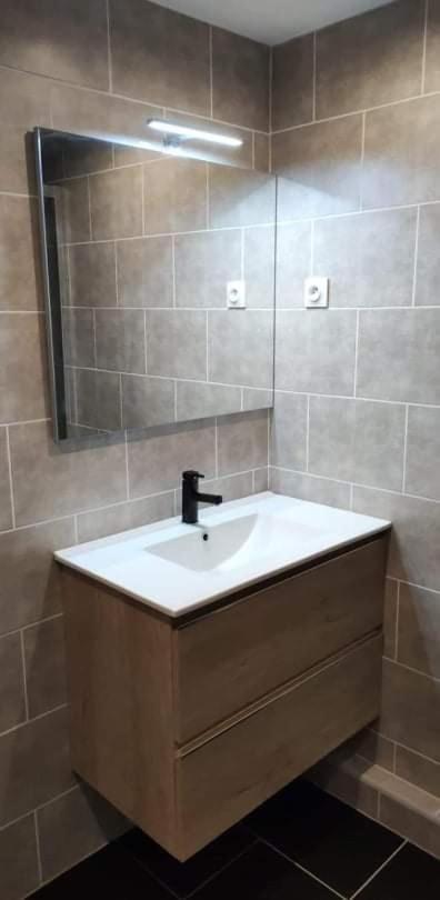 Appartement Entierement Refait A Neuf A 150 M De La Plage Narbonne-Plage Exteriér fotografie